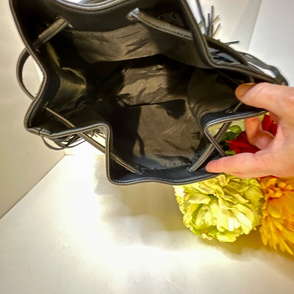 ❤️ Victoria Secrets Backpack ❤️ - Picture 7 of 8